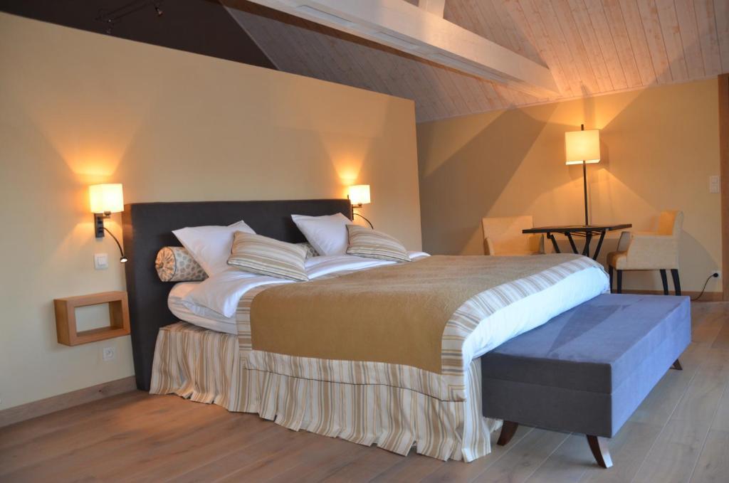 B&B La Romance Du Lac Робертвиль Экстерьер фото