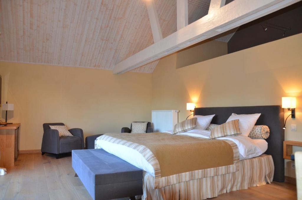 B&B La Romance Du Lac Робертвиль Экстерьер фото